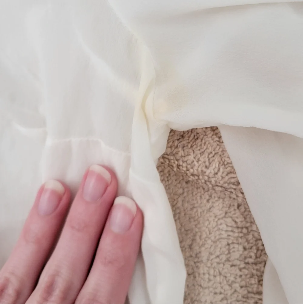 Sezane Suzane Silk Shirt Écru - Picture 6 of 6